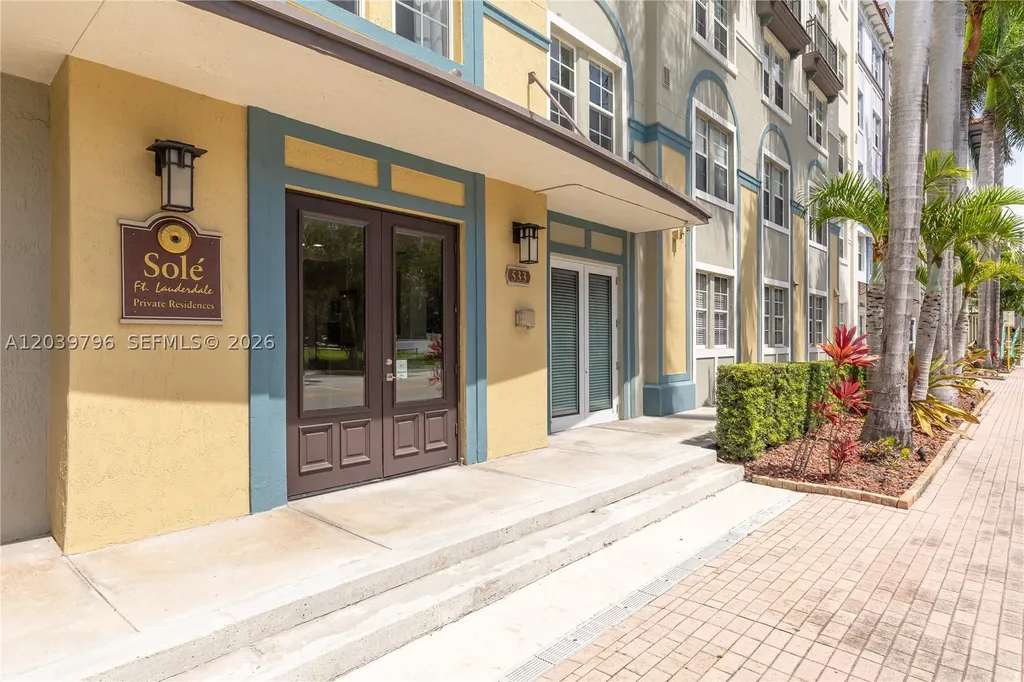 533 NE 3rd Avenue Fort Lauderdale FL 33301