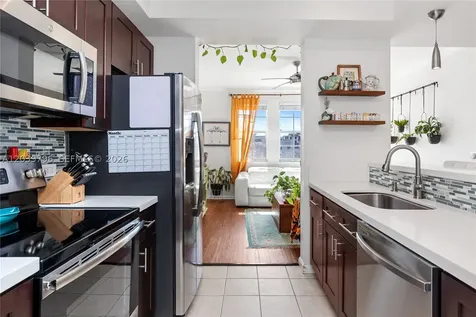 533 NE 3rd Avenue Fort Lauderdale FL 33301