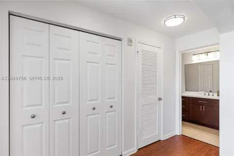 533 NE 3rd Avenue Fort Lauderdale FL 33301