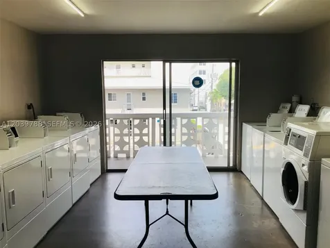4141 Nautilus Drive Miami Beach FL 33140