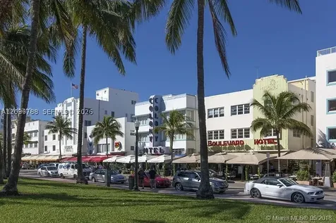4141 Nautilus Drive Miami Beach FL 33140