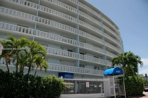 4141 Nautilus Drive Miami Beach FL 33140