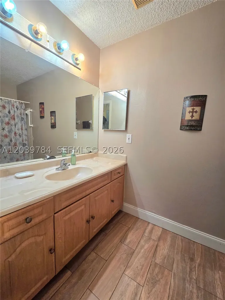 1327 NW 87th Terrace Coral Springs FL 33071