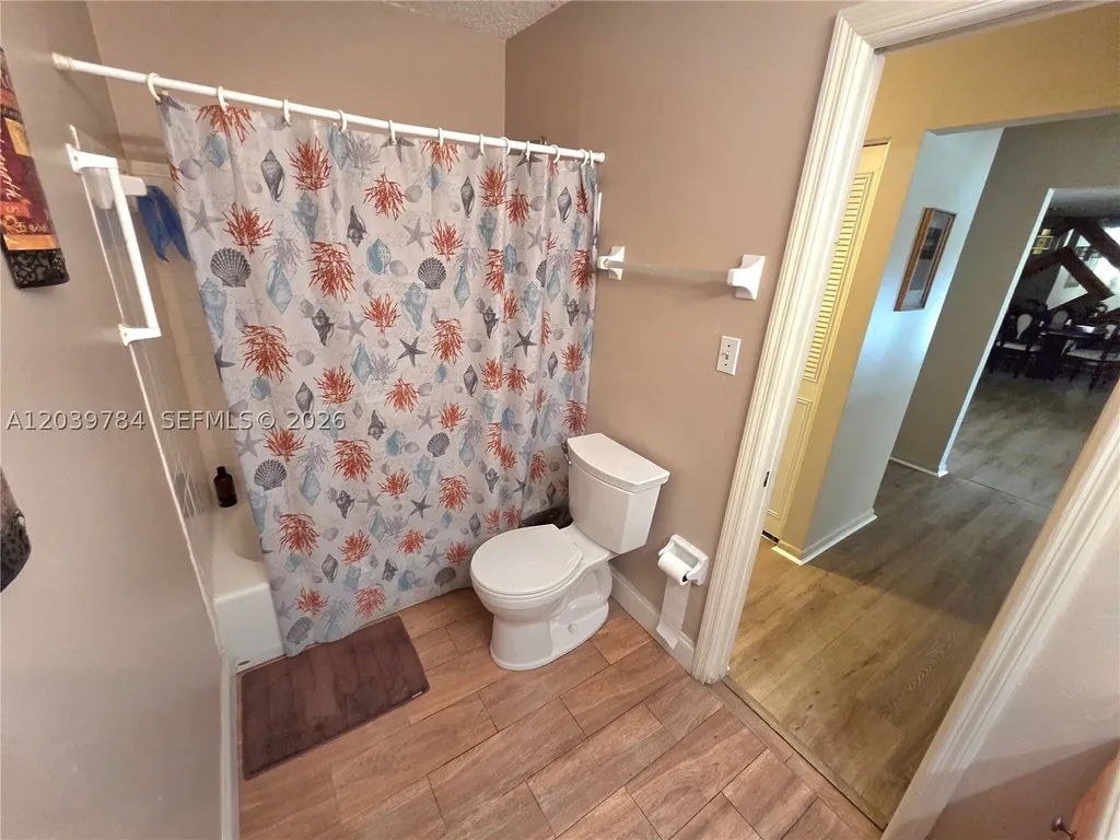 1327 NW 87th Terrace Coral Springs FL 33071