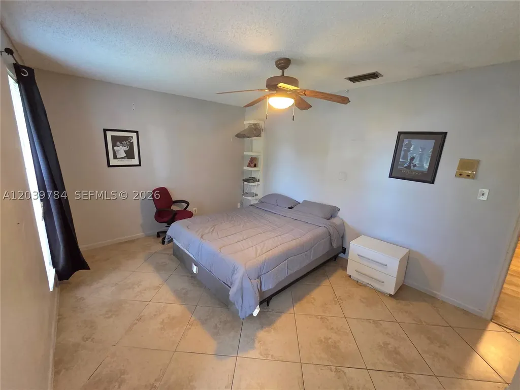 1327 NW 87th Terrace Coral Springs FL 33071