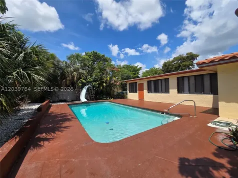 1327 NW 87th Terrace Coral Springs FL 33071