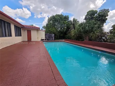 1327 NW 87th Terrace Coral Springs FL 33071