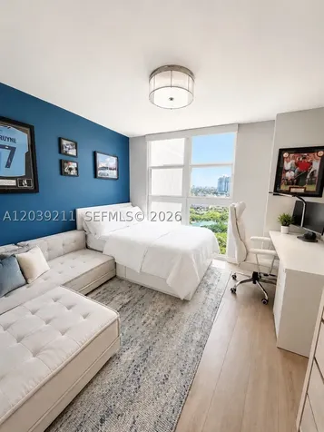 9 Island Avenue Miami Beach FL 33139