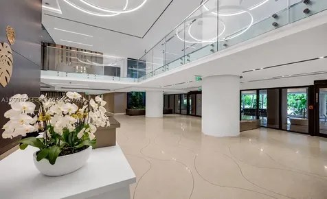9 Island Avenue Miami Beach FL 33139