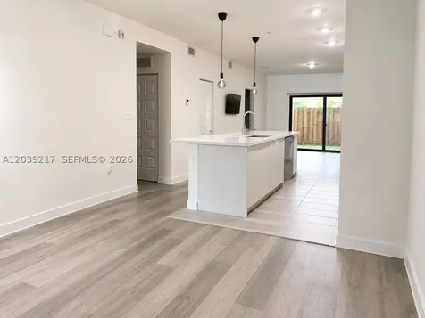 7809 NW 104th Avenue Doral FL 33178