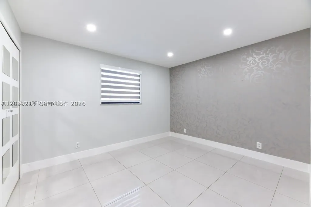3351 NW 85th Avenue Coral Springs FL 33065