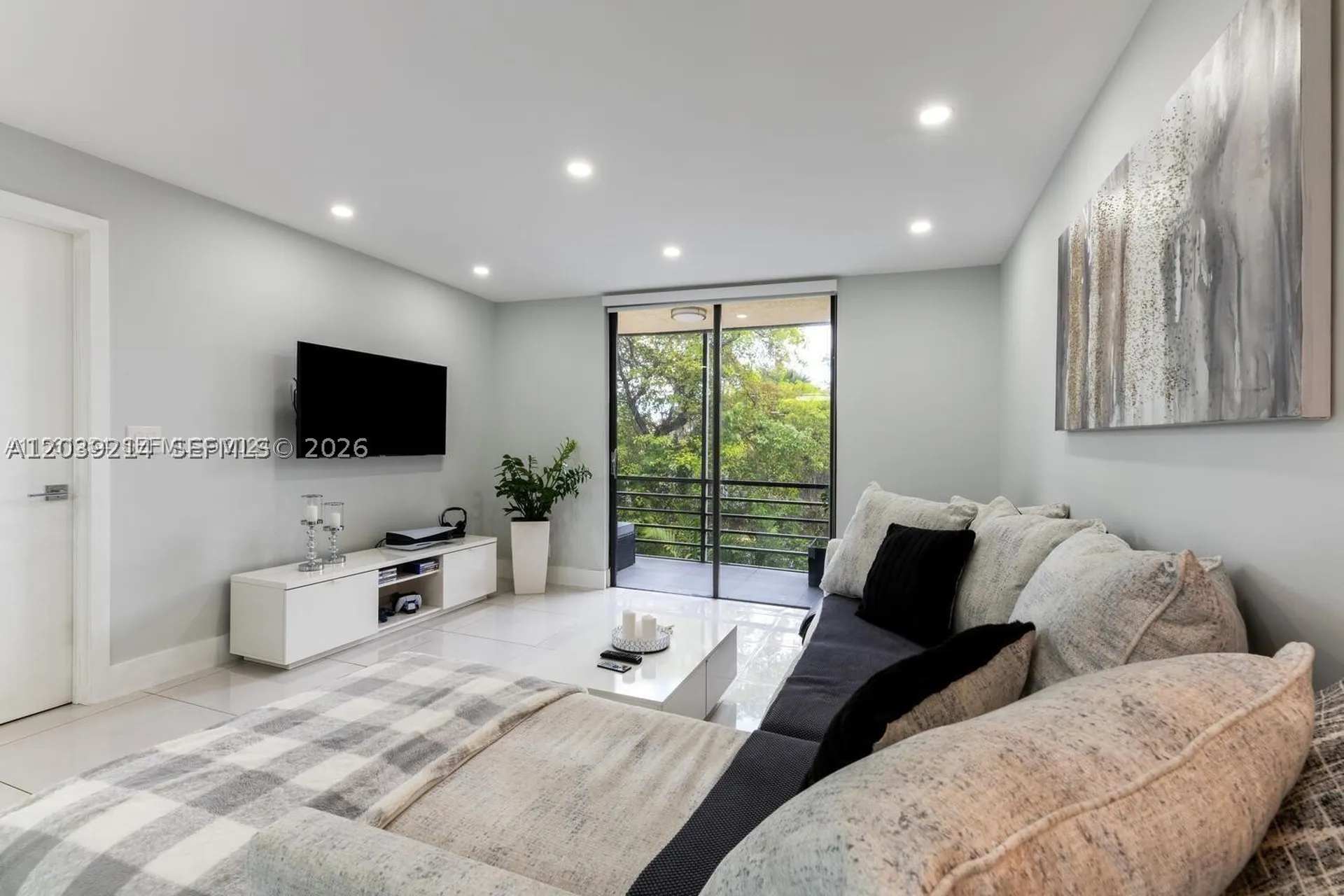 3351 NW 85th Avenue Coral Springs FL 33065