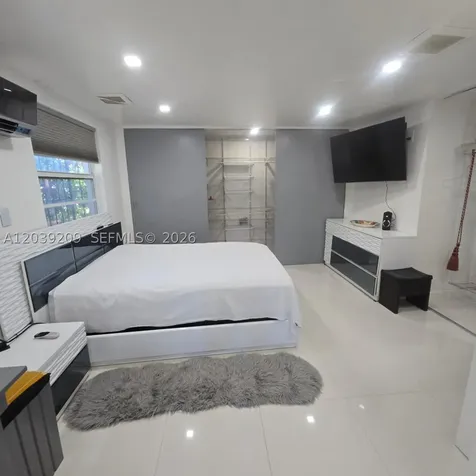 5600 SW 112th Avenue Miami FL 33173