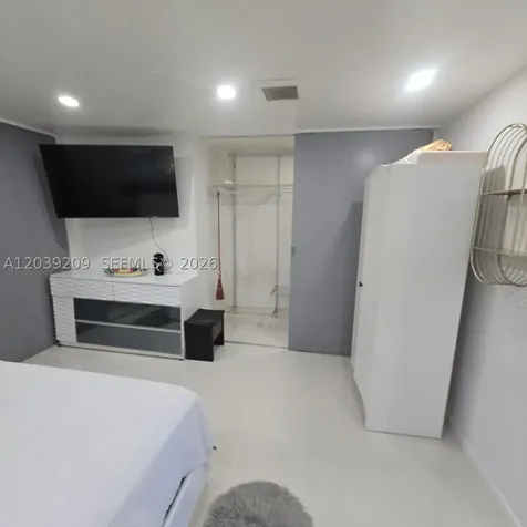 5600 SW 112th Avenue Miami FL 33173