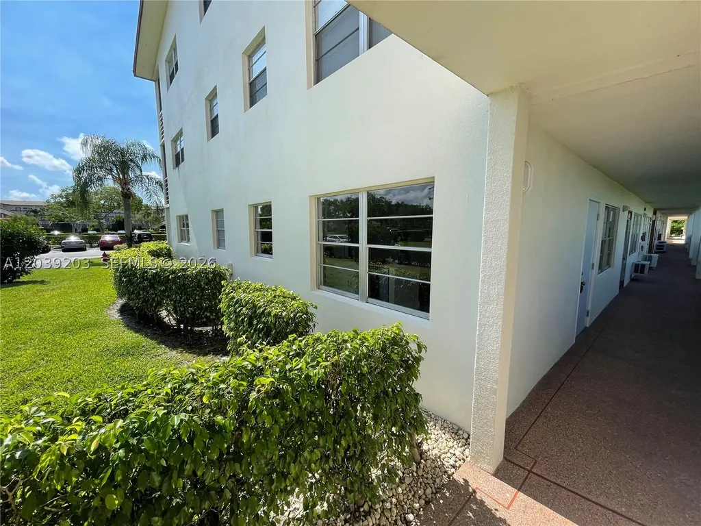 136 Brighton D Boca Raton FL 33434