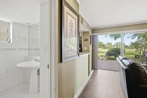 19015 E Saint Andrews Drive Hialeah FL 33015