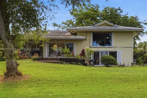 19015 E Saint Andrews Drive Hialeah FL 33015