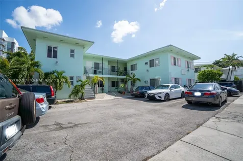 521 NE 82nd Terrace Miami FL 33138