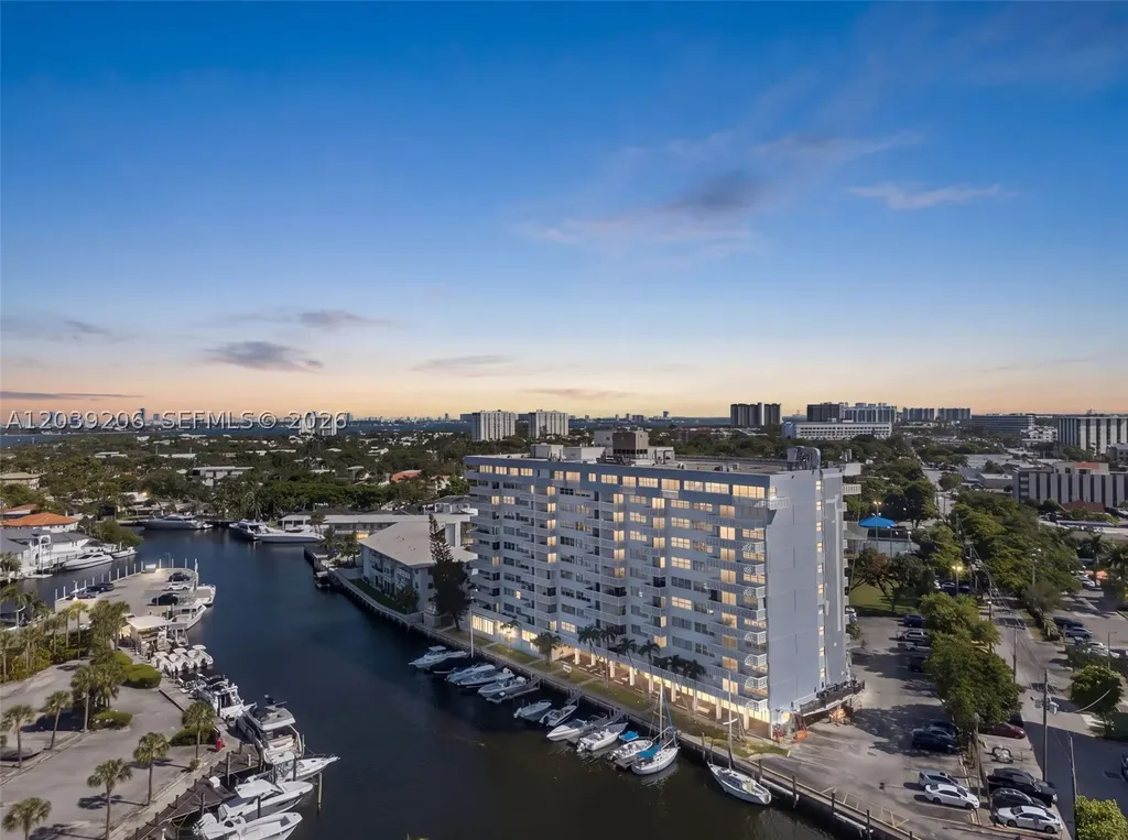 13155 Ixora Court North Miami FL 33181