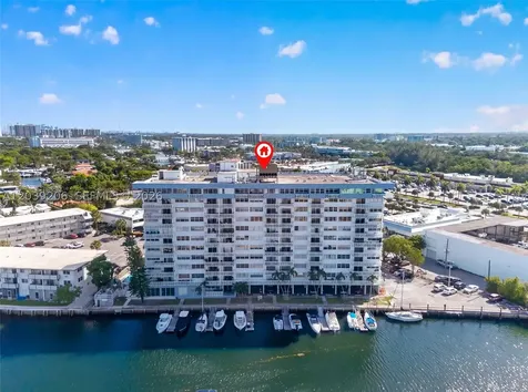 13155 Ixora Court North Miami FL 33181