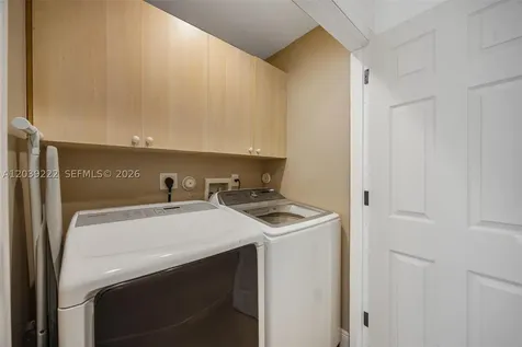 21105 SW 89th Place Cutler Bay FL 33189