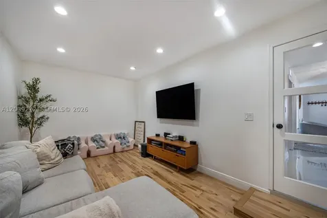 21105 SW 89th Place Cutler Bay FL 33189