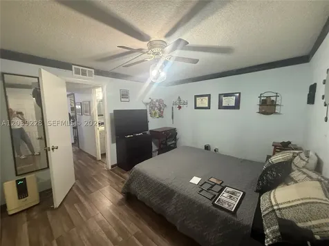 9081 Sunrise Lakes Boulevard Sunrise FL 33322
