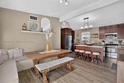 11300 SW 40th Street Miami FL 33165