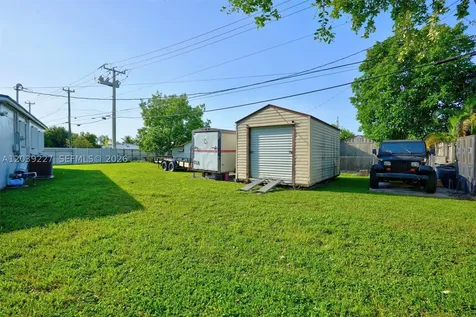 11300 SW 40th Street Miami FL 33165