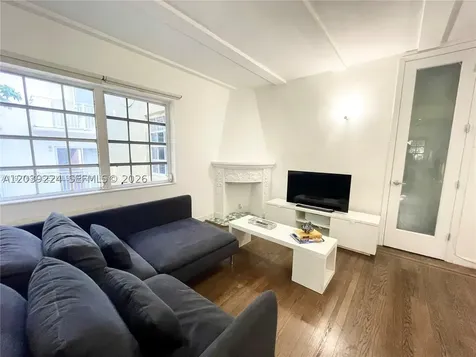 439 15th Street Miami Beach FL 33139