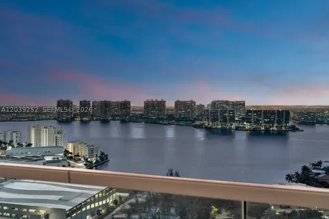 18501 Collins Avenue Sunny Isles Beach FL 33160