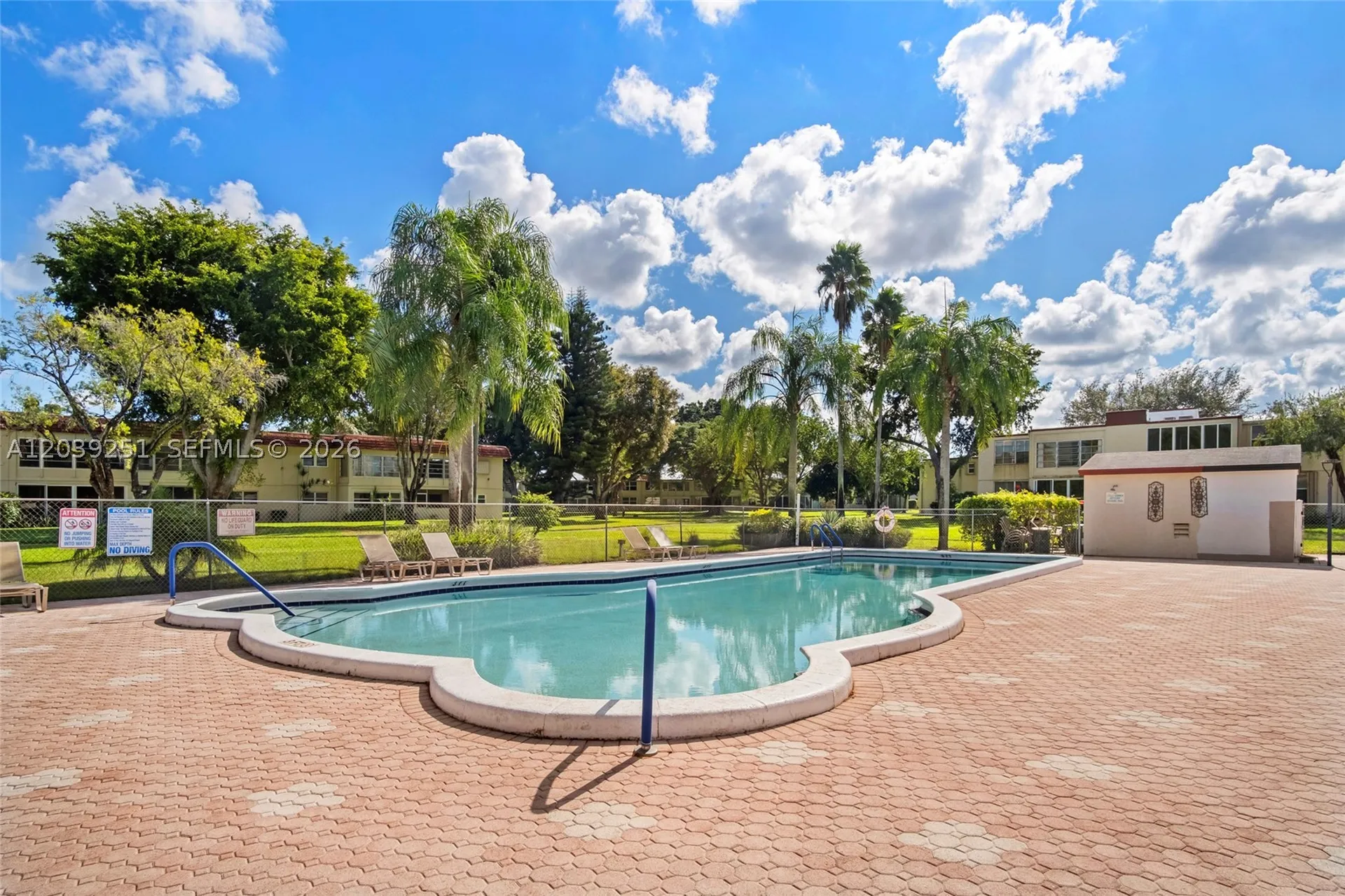 19 Abbey Lane Delray Beach FL 33446