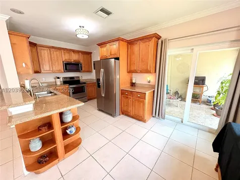 9481 Bradshaw Lane Tamarac FL 33321
