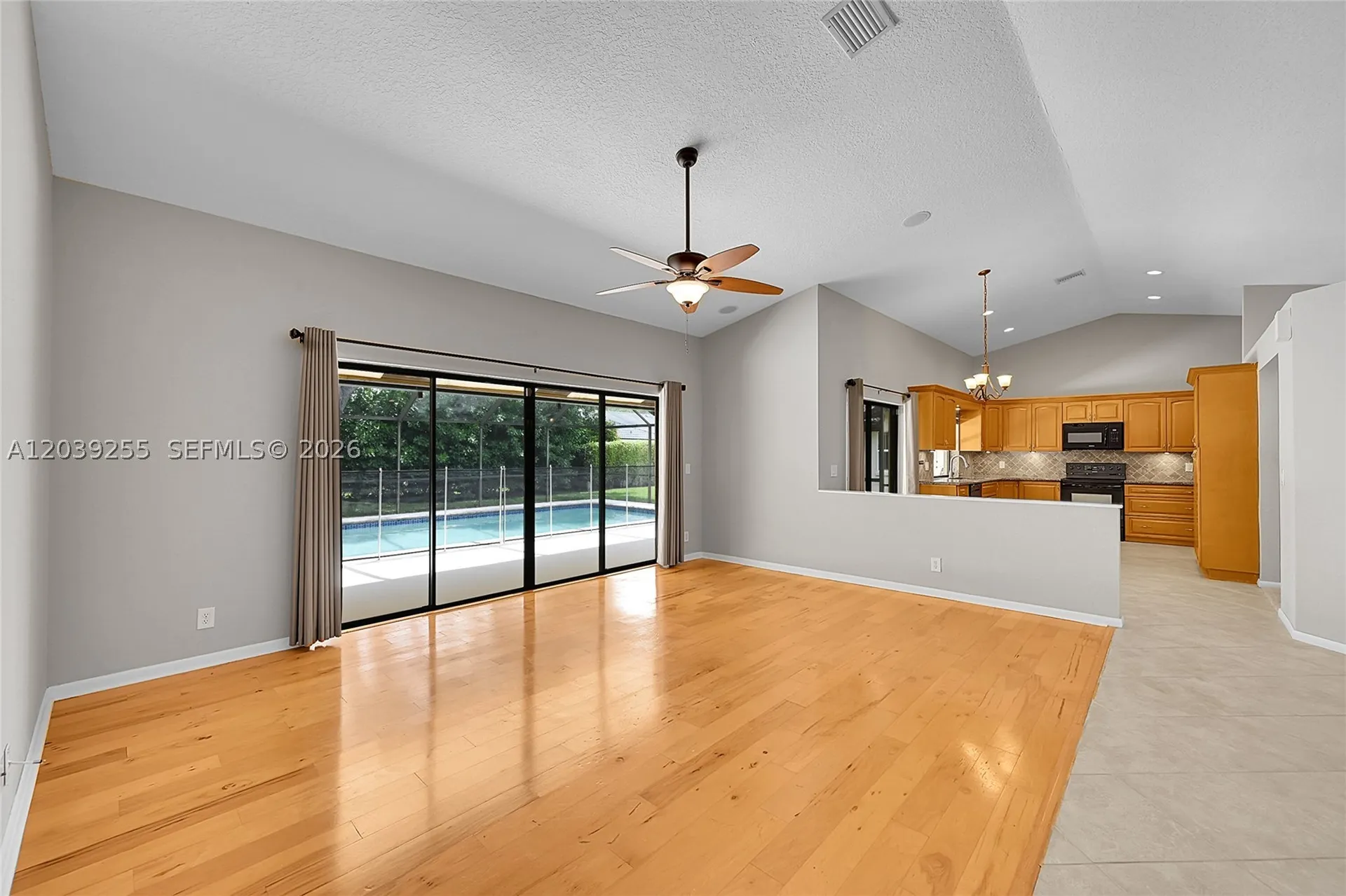 4745 NW 99th Lane Coral Springs FL 33076