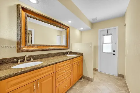 4745 NW 99th Lane Coral Springs FL 33076