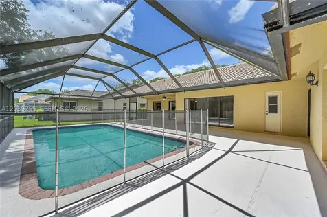 4745 NW 99th Lane Coral Springs FL 33076