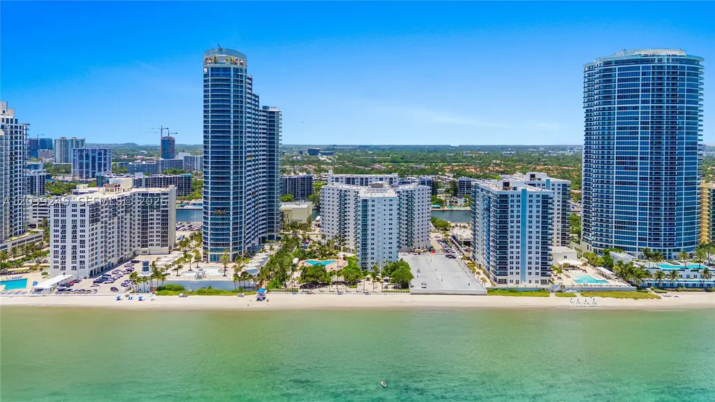 3001 S Ocean Drive Hollywood FL 33019