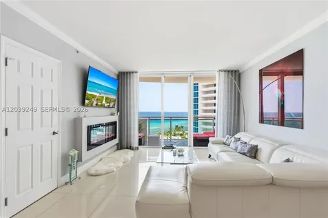 3001 S Ocean Drive #1023 Hollywood FL 33019