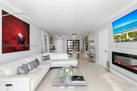3001 S Ocean Drive #1023 Hollywood FL 33019