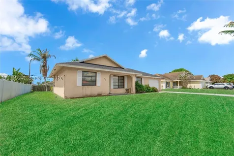 1074 SW Alcantarra Port St. Lucie FL 34953