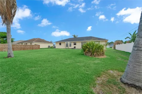 1074 SW Alcantarra Port St. Lucie FL 34953