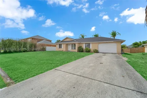 1074 SW Alcantarra Port St. Lucie FL 34953