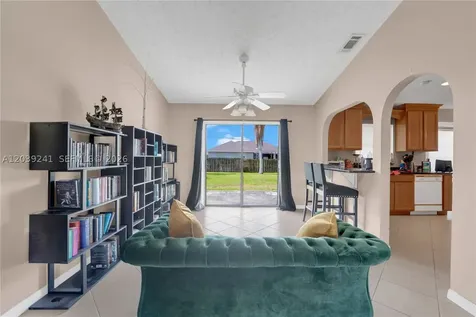 1074 SW Alcantarra Port St. Lucie FL 34953