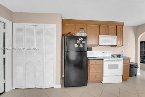 1074 SW Alcantarra Port St. Lucie FL 34953