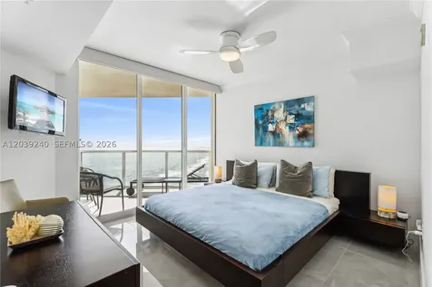 16699 Collins Ave+one Self Parking Sunny Isles Beach FL 33160