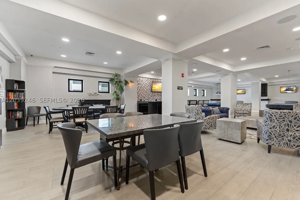 2501 S Ocean Drive Hollywood FL 33019