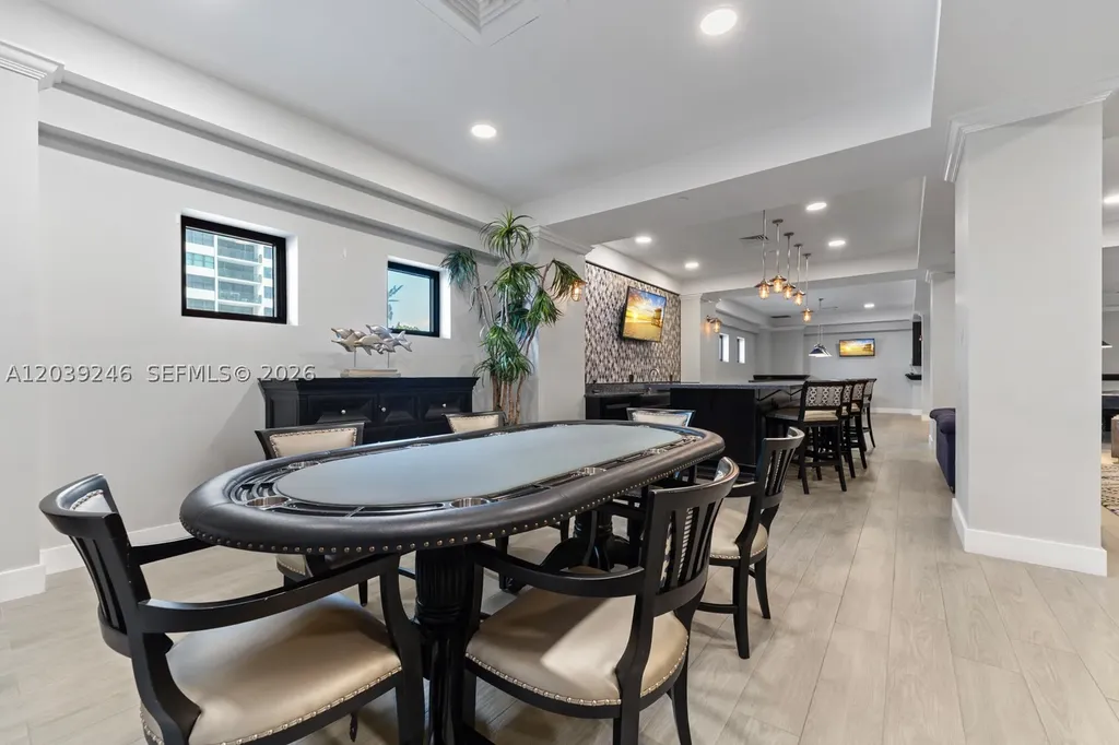 2501 S Ocean Drive Hollywood FL 33019
