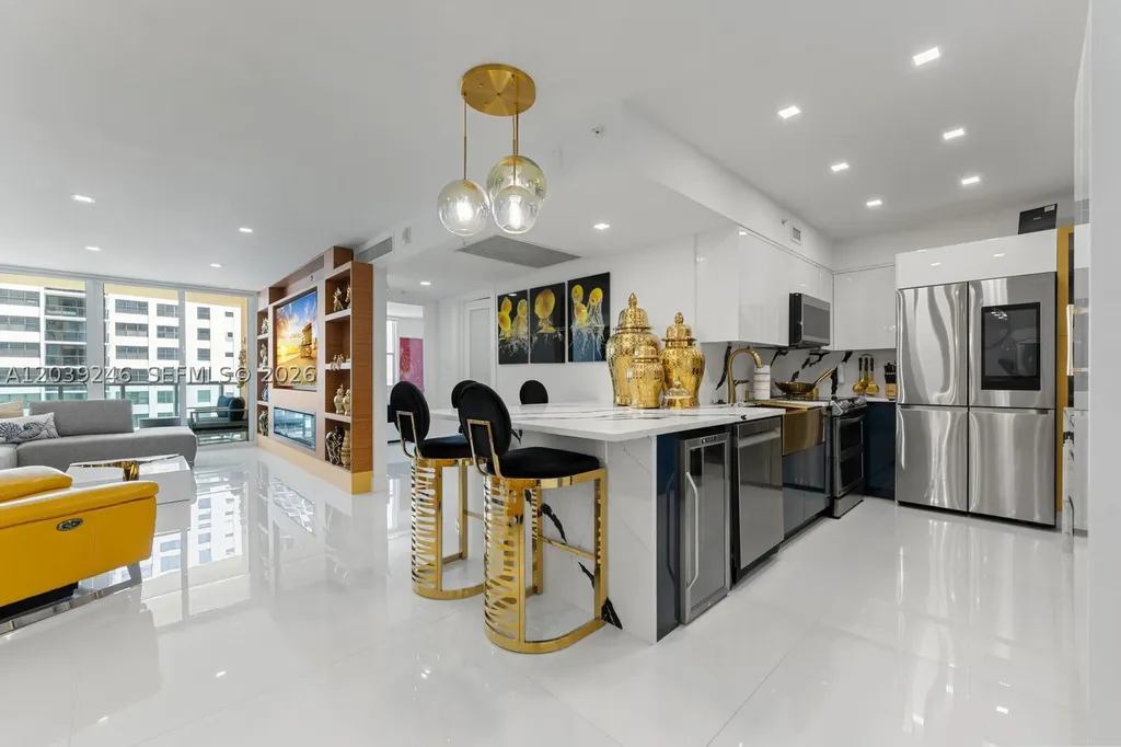 2501 S Ocean Drive Hollywood FL 33019