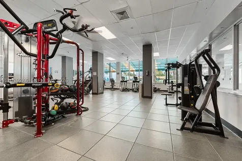2501 S Ocean Drive Hollywood FL 33019