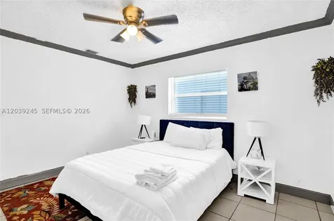 6280 SW 8th Place North Lauderdale FL 33068